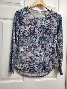 Nevada Floral Long-Sleeve Women's Top - SIZE S